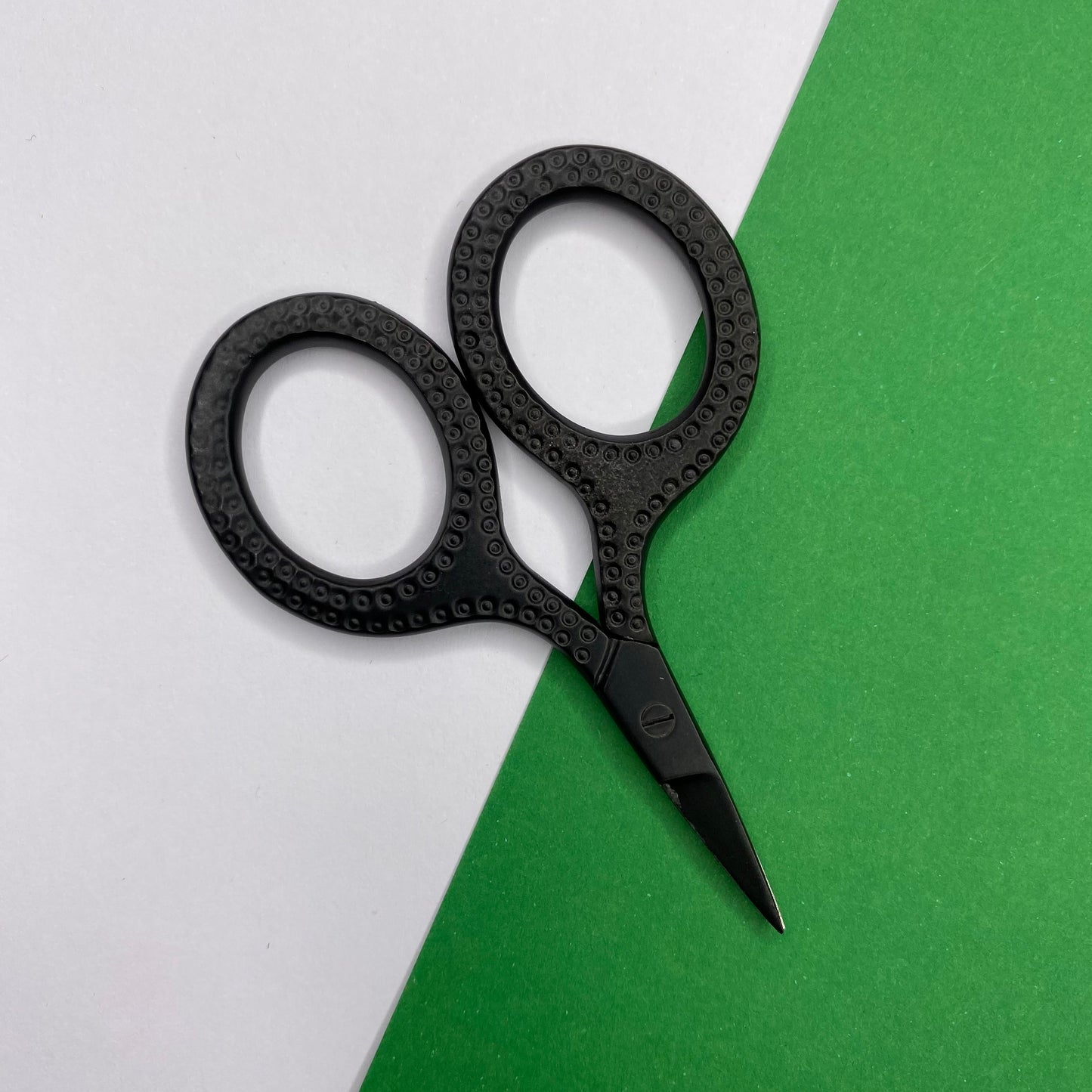 Dot Detailed Scissors