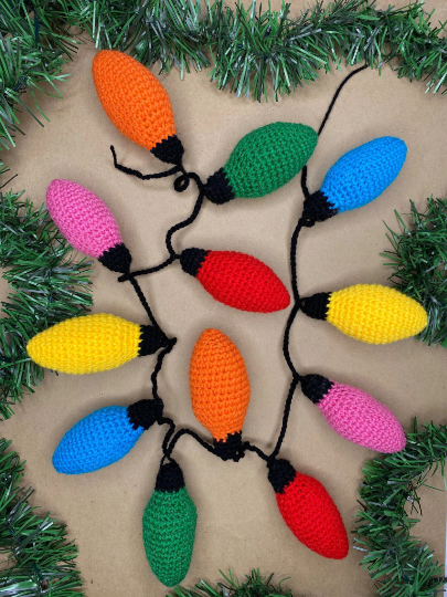 Vintage Christmas Lights Garland Crochet Kit